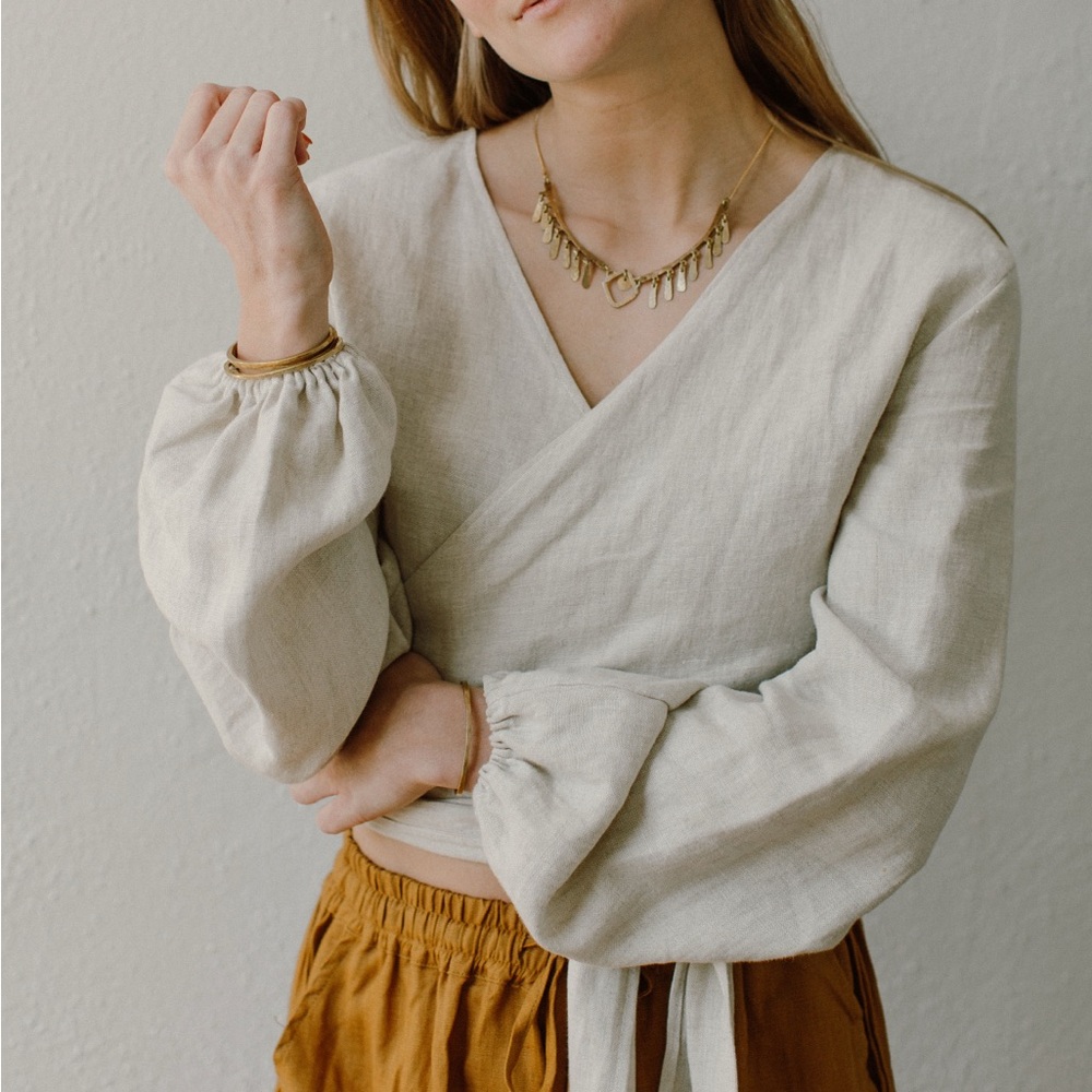 Cream wrap balloon sleeve 100% linen blouse